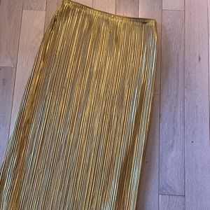 Shine bright gold skirt